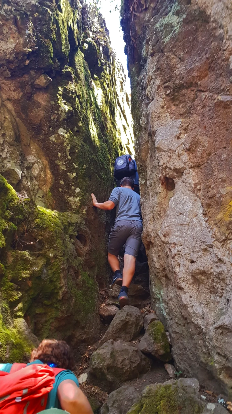 Passing through the Paso del Coyote by San Antonio Cuajimoloyas/Pueblos Mancomunados-4